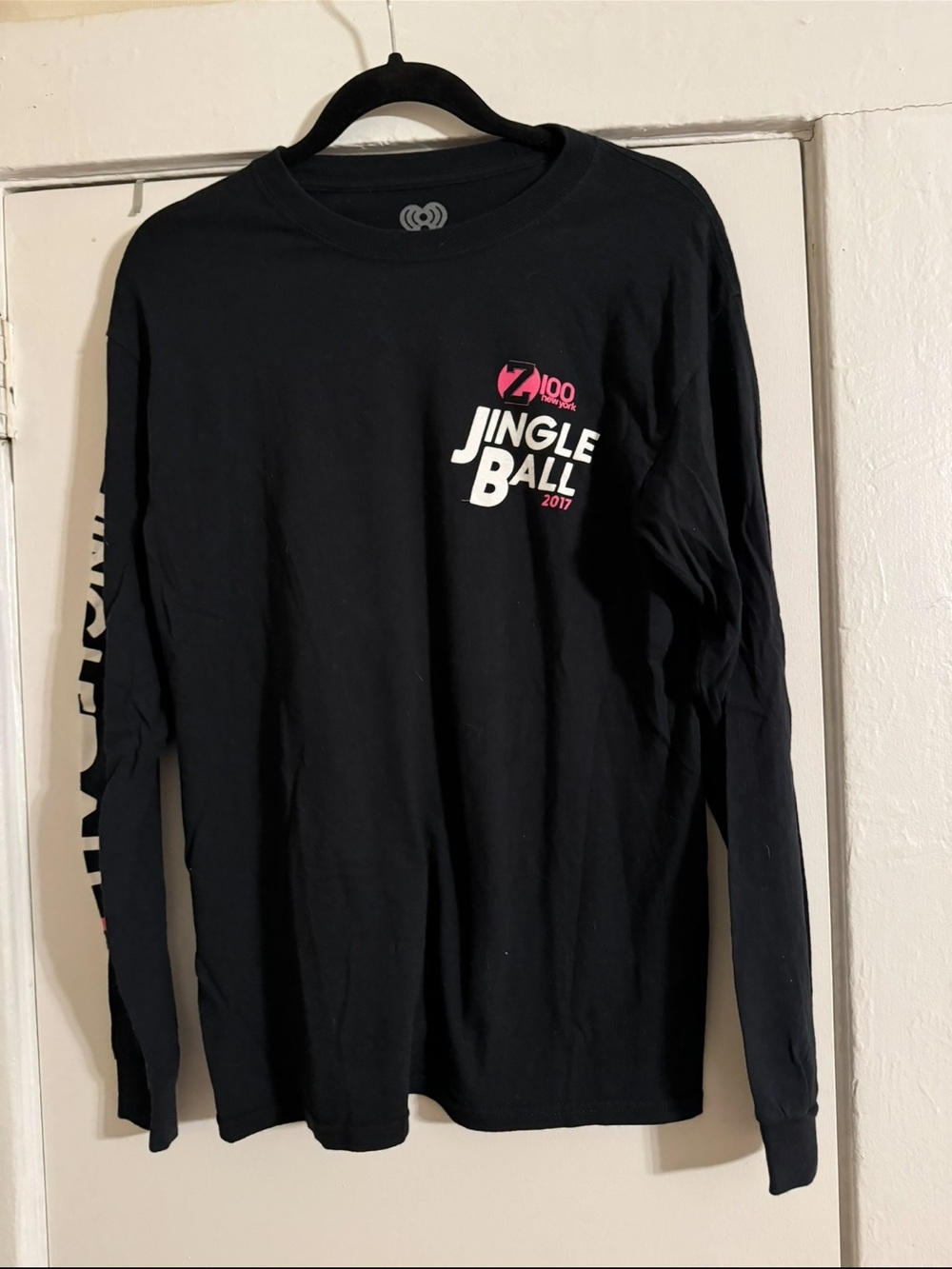 Z100 Jingle Ball 2017 Black Long Sleeve Tee size Medium